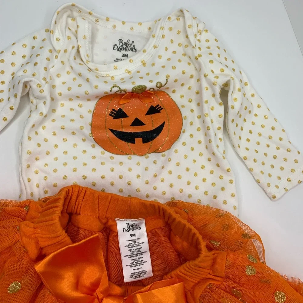 🧸3 for $19🧸 Baby Essentials, Pumpkin 3 months old costume - Picture 6 of 6